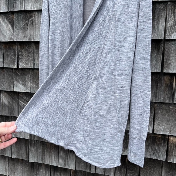 Athleta leisure sweater with pockets - Picture 5 of 8